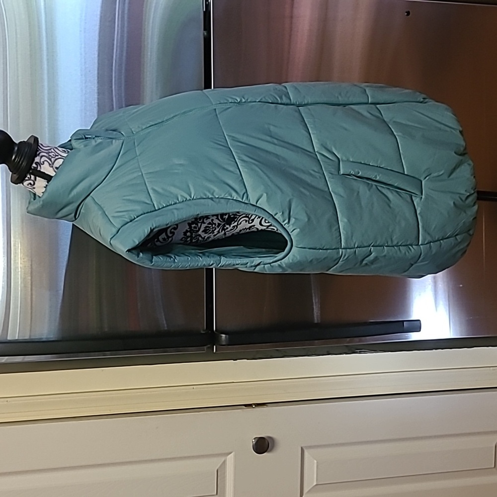 Stratus Oversized Vest - Picture 2 of 9